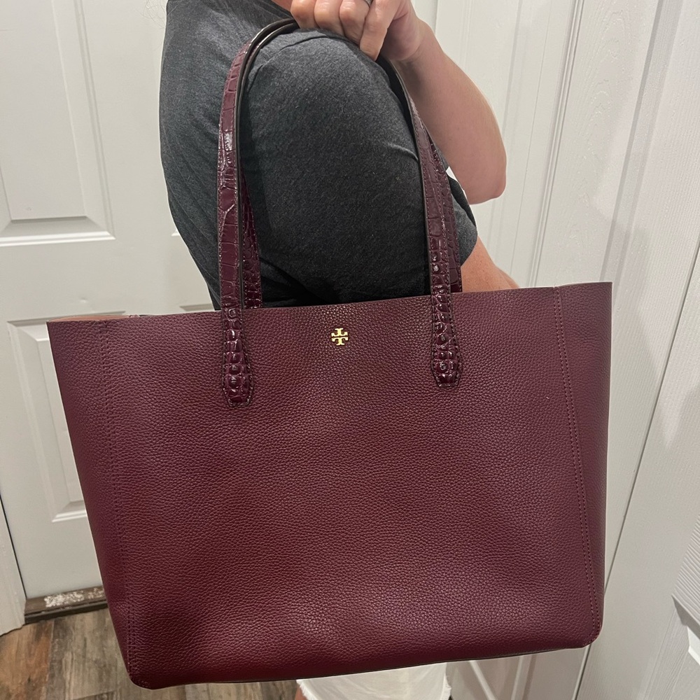 -Tory Burch Tote